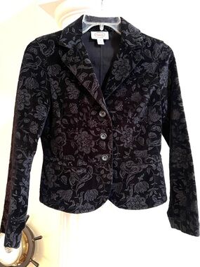 Talbots Black Floral Embossed Cropped Blazer Whimsigoth, Victorian, Academia 4P
